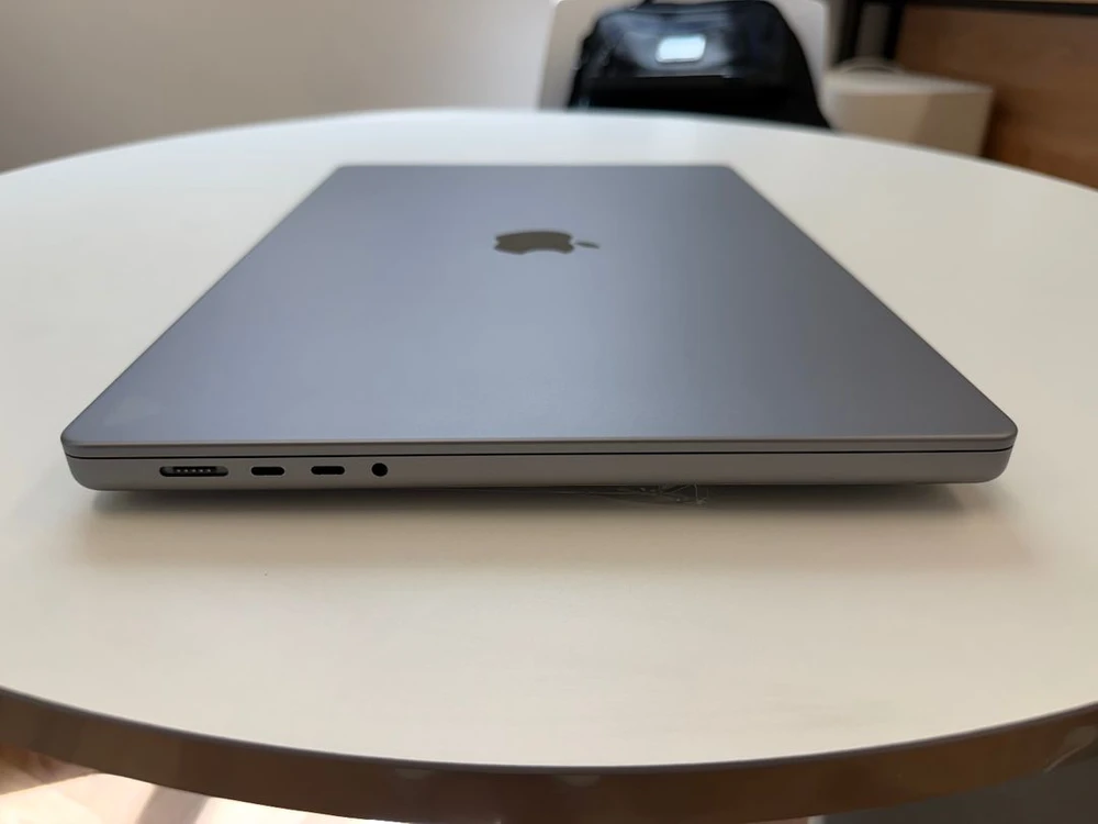 MacBook Pro 16인치 M2 Max 32GB / 1TB 이미지