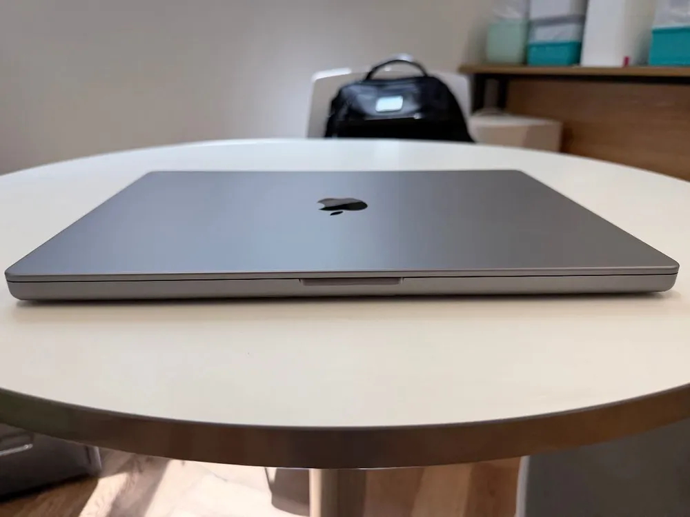 MacBook Pro 16인치 M2 Max 32GB / 1TB 이미지