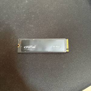 M.2 NVMe SSD 1TB 이미지