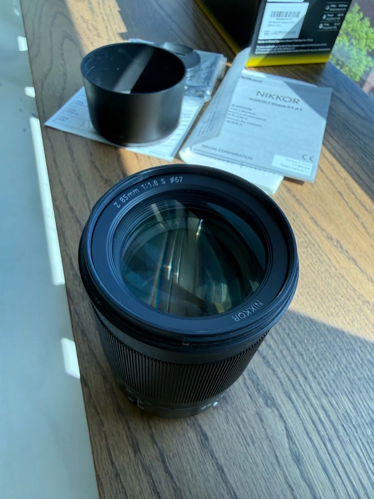 니콘 Z 85mm 1.8s 이미지