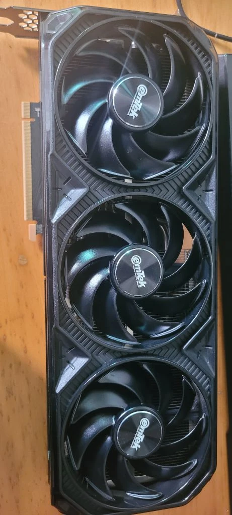 RTX 4080 SUPER 그래픽카드 - 안심되는 중고거래