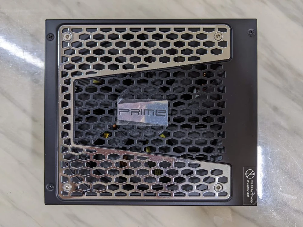 시소닉 포커스 프라임 750W 1000W 1300W 골드 플래티넘 파워 서플라이 이미지