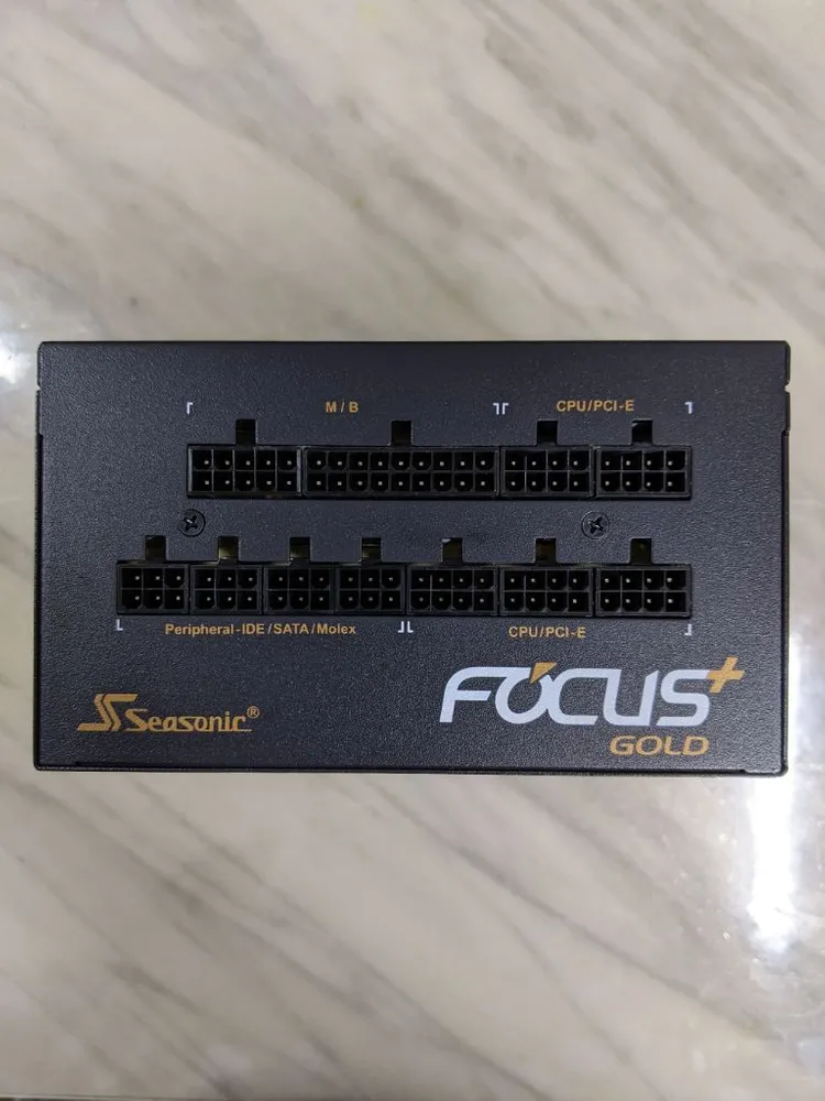 시소닉 포커스 프라임 750W 1000W 1300W 골드 플래티넘 파워 서플라이 이미지