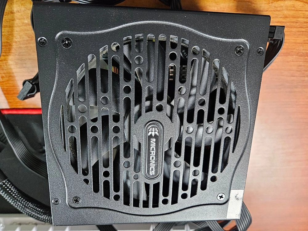 마이크로닉스 Classic II 700W 이미지