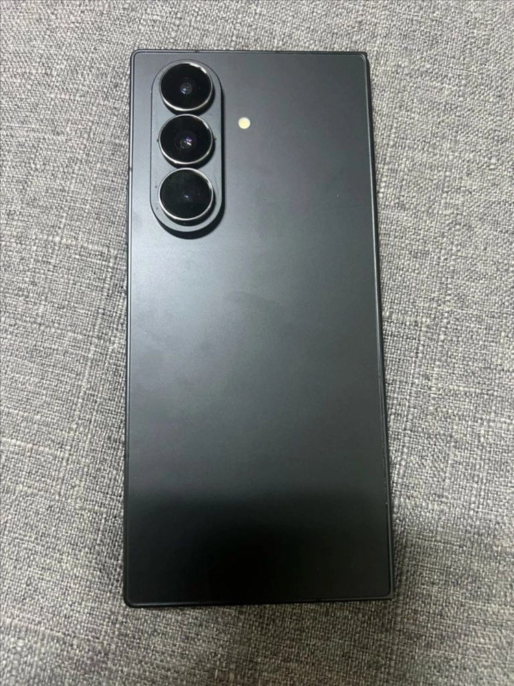 갤럭시 폴드7 256gb - 안심되는 중고거래