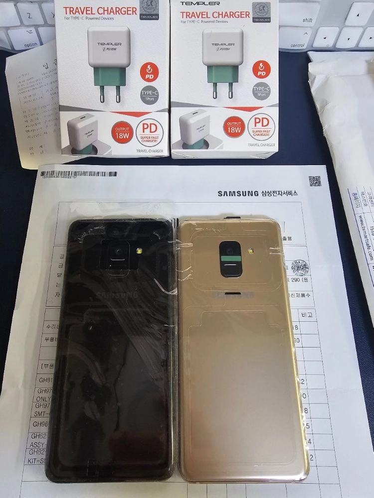 삼성 갤럭시 A8 SM-A530N 블랙+골드 새상품급 2대 - 안심되는 중고거래