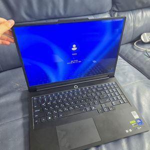 as기간 o 레노버 노트북 (16IAX10H) / RTX 5080 · Ultra 9 · 64GB · 1T