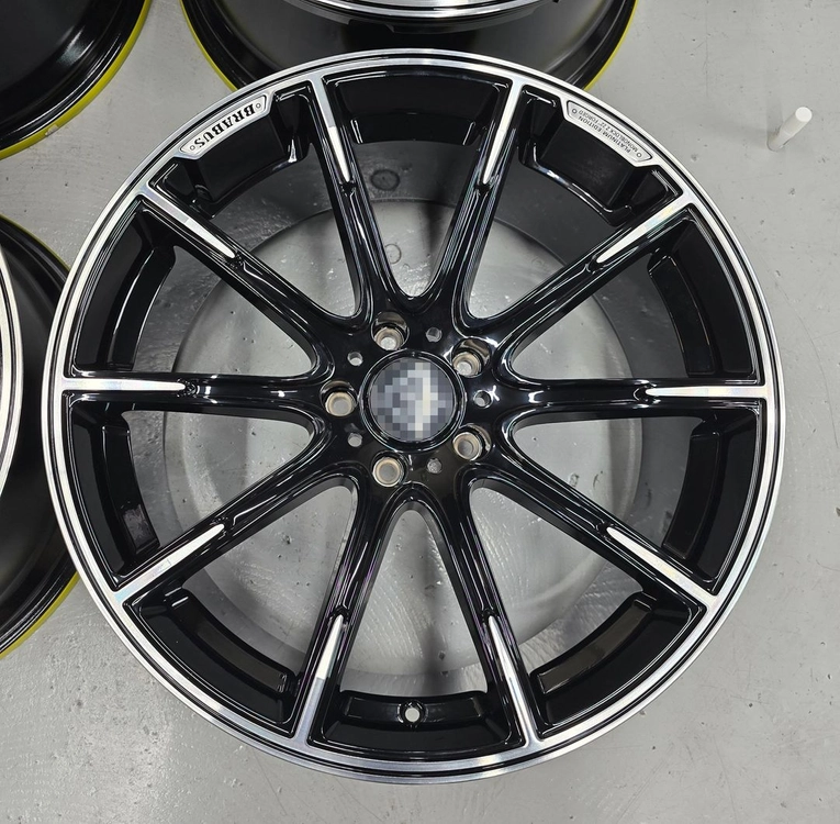 벤츠 G바겐 G63AMG 브라부스 스타일 22인치 한대분 판매 이미지