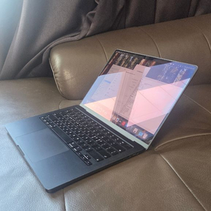 2025 맥북 프로 14 인치 M4 max ram36gb ssd1tb 쿨매
