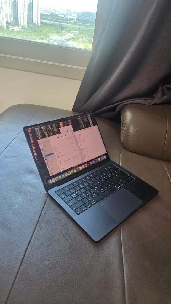 2025 맥북 프로 14 인치 M4 max ram36gb ssd1tb 쿨매 이미지
