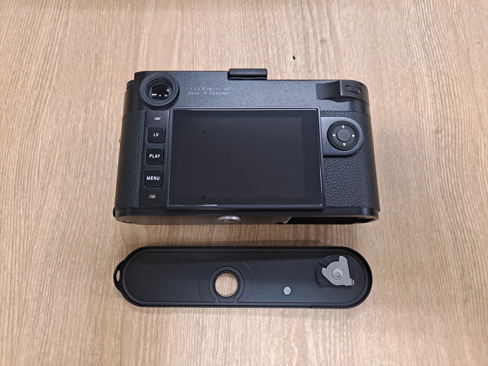 라이카 M10 모노크롬 박스셋 블랙 입니다 이미지