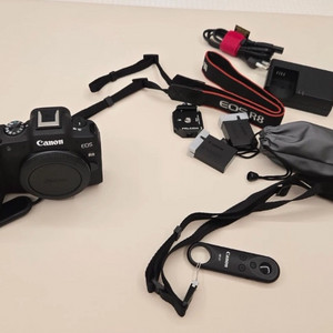 캐논 EOS R8 + RF 24-105 L / 정품배터리 2개 / 상태 좋음 이미지