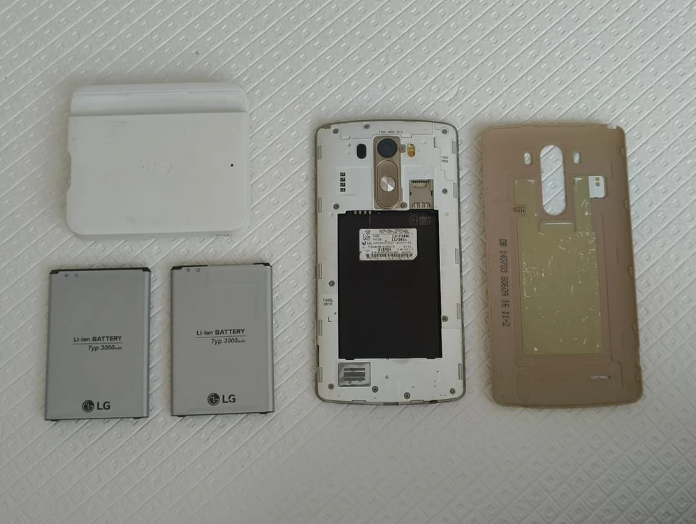 LG G3 골드 스마트폰 배터리2개+거치대 이미지