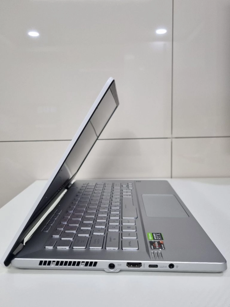 ASUS ROG Zephyrus G14 GA401Q 게이밍노트북 이미지