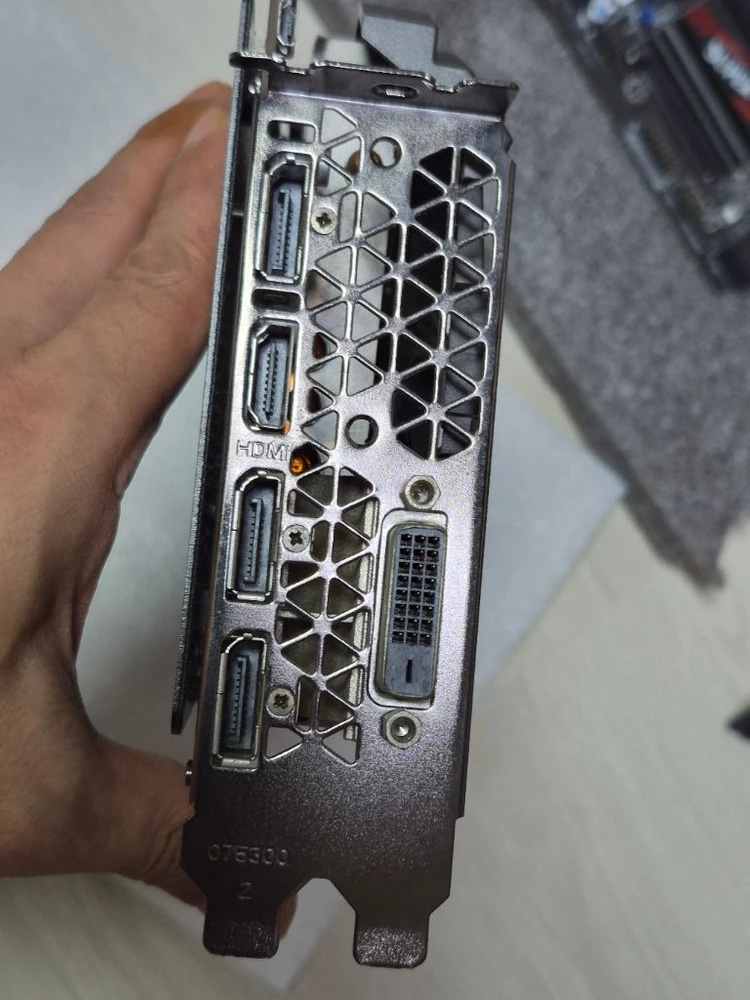 ZOTAC 지포스 GTX 1080 Ti 11G 그래픽카드 컴퓨터 RTX 이미지
