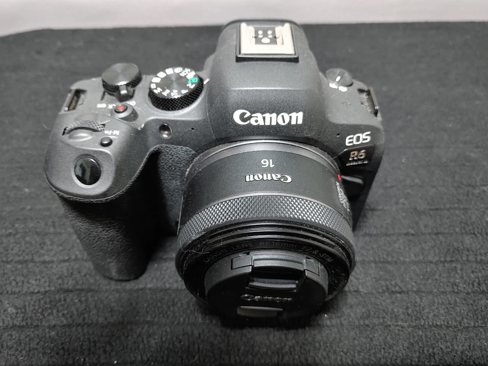 캐논 EOS R6 Mark II 풀프레임 미러리스 바디 + 로데 마이크 증정 이미지