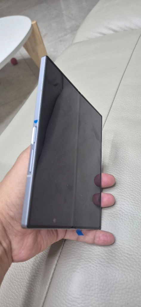 삼성 갤럭시 Z 폴드 6 실버 512GB 이미지