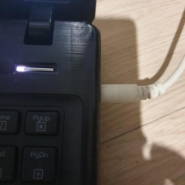 LG 19V 노트북 올인원PC 전원어댑터 노트북충전기 전원충전어댑터 파워 정품 잘작동 이미지
