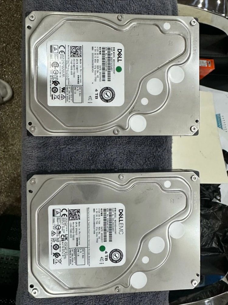 서버용 DELL 4TB 12G 7.2K SAS HDD 3.5 2개 세트 이미지