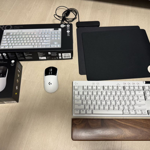 로지텍 PRO X2 SUPERSTRIKE +PRO X TKL RAPID 콤보 세트 이미지