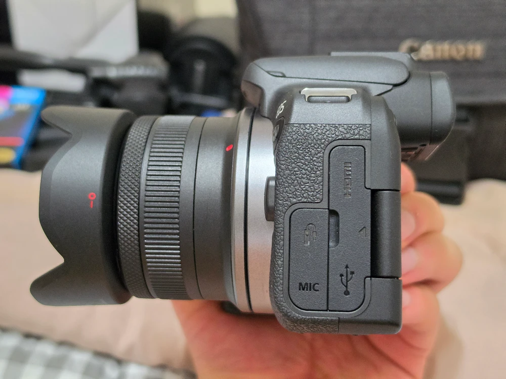 캐논 EOS R10 RF-S 18-45mm 85만원 판매합니다. 이미지