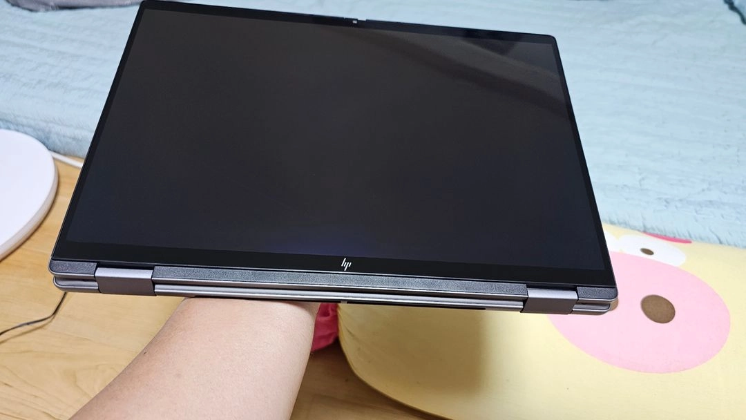 hp 2025 옴니북 x 플립 14 컨버터블 OLED 노트북 팝니다 이미지