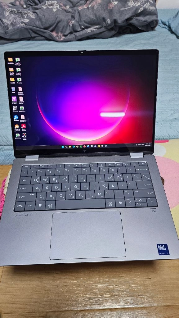 hp 2025 옴니북 x 플립 14 컨버터블 OLED 노트북 팝니다 이미지