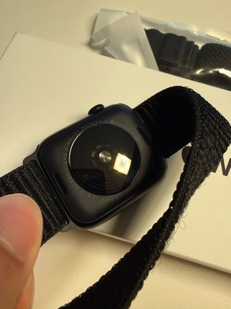 애플워치 SE3 44mm 미드나잇 M/L GPS 팝니다. 이미지