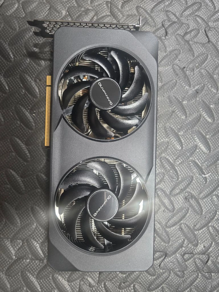 (안산/시흥) 인텔 i5-14400F, RTX 5060 게이밍 컴퓨터 본체 판매 합니다. 이미지