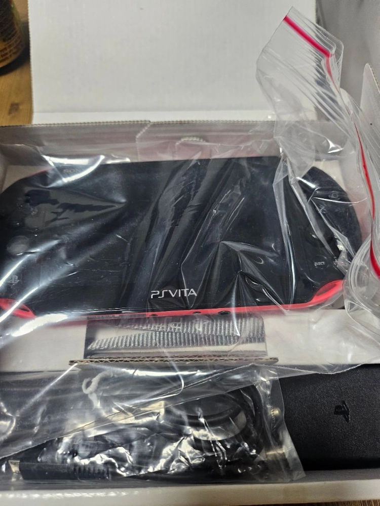 PS vita 블랙 핑크 + 16기가 메모리 ps 비타 - 안심되는 중고거래