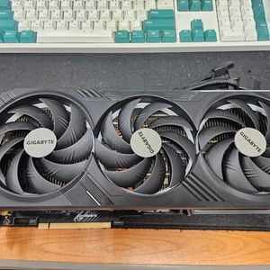기가바이트 RTX 4090 24G 게이밍 OC 이미지