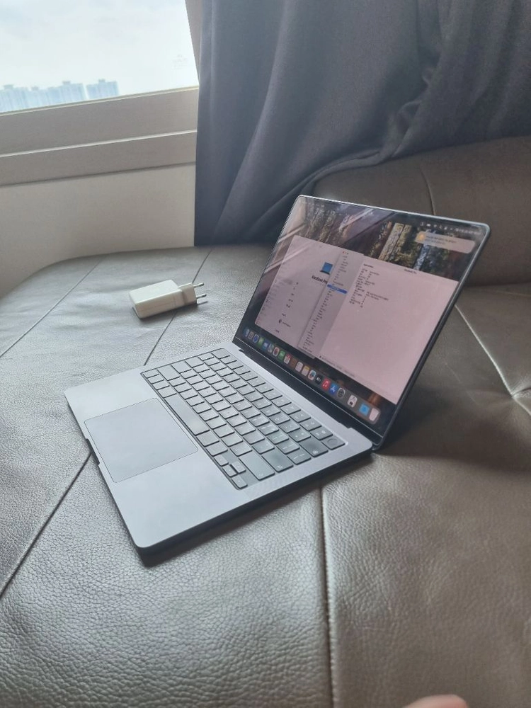 2025 맥북 프로 14인치 M4 MaxRAM 36GB / SSD 1TB 쿨매 원가570만원쯤 이미지