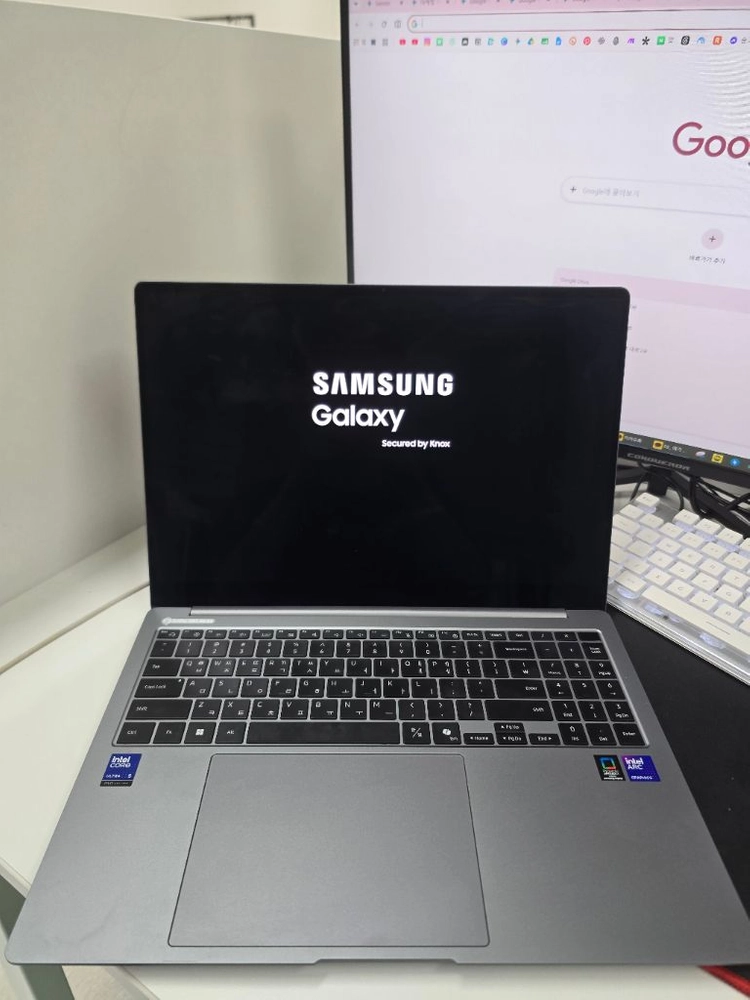 RAM 32GB / 갤럭시 북5 프로 16인치 (울트라5 / 사이클 16회) 이미지