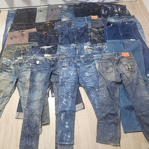 29~30사이즈 청바지 32장 일괄에 판매합니다. 이미지