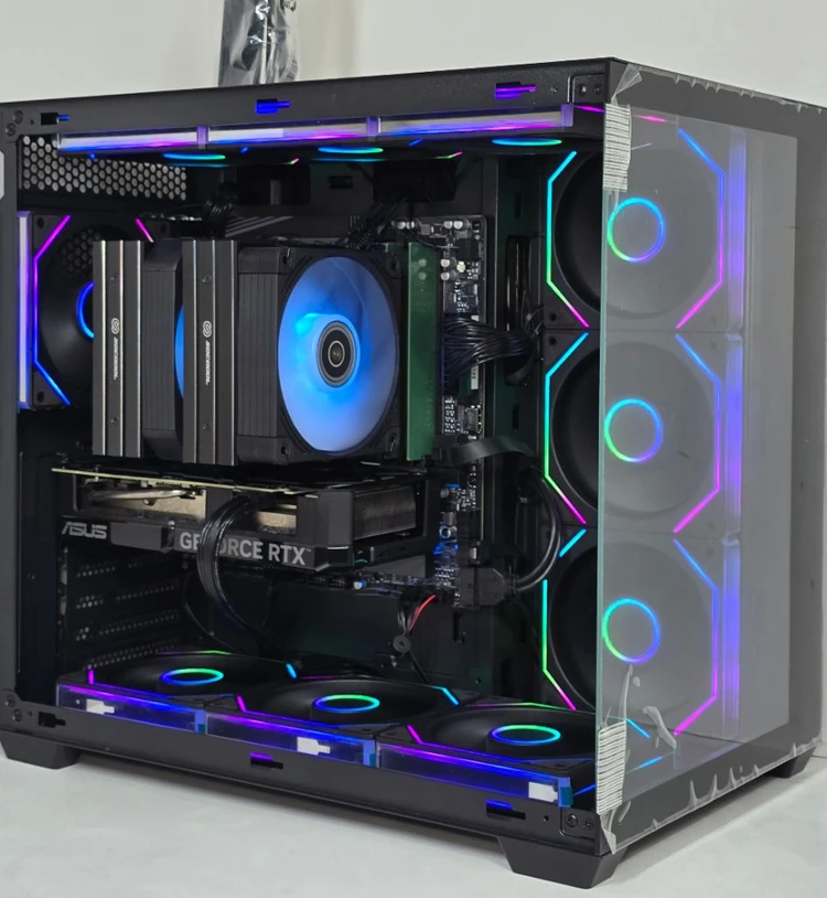 (새제품 ASUS RTX5070Ti, 9800X3D 수랭 블랙)32GB, 1000W, 공랭쿨러, 방송게이밍컴퓨터본체 이미지