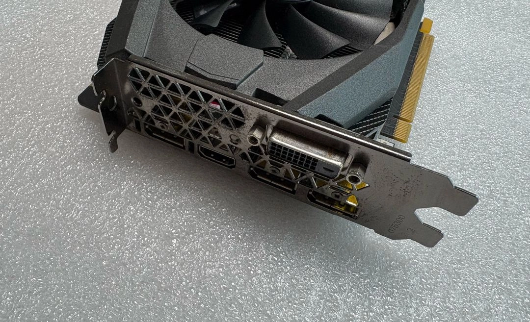 ZOTAC 조텍 GTX 1070 AMP 8G DDR5 256Bit 그래픽카드 이미지
