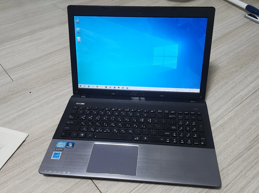 가성비 ASUS 노트북 i5 / 8GB RAM 노트북 이미지