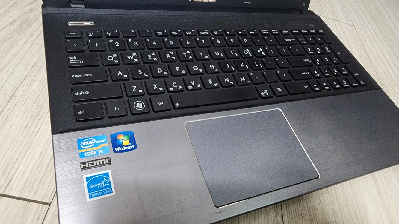 가성비 ASUS 노트북 i5 / 8GB RAM 노트북 이미지