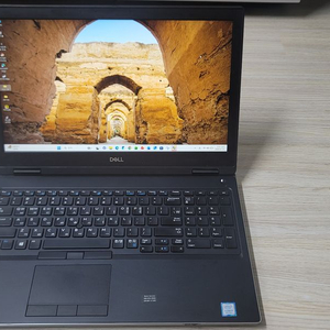 Dell Precision 7530 i7-8850H 32GB RAM/quadro p3200 델 워크스테이션 노트북 이미지