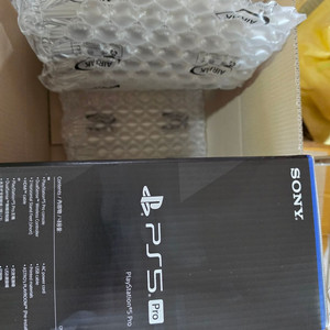 PS5 Pro 신공정(CFI-7122B01) 미개봉 판매합니다. 이미지