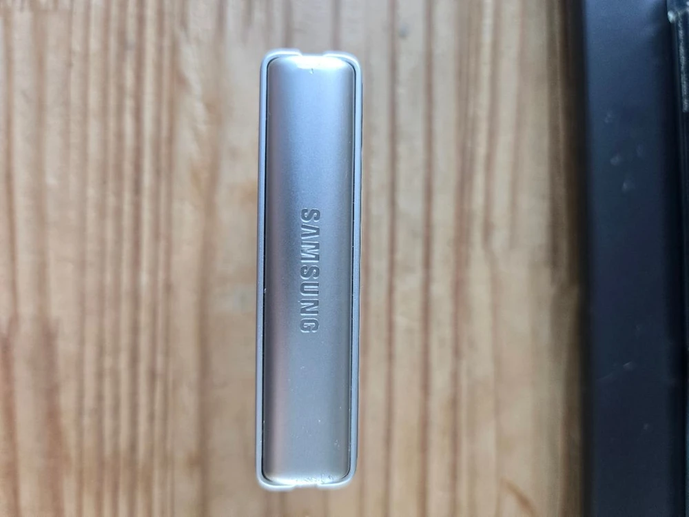 삼성 갤럭시 z 플립3 256gb 크림 이미지