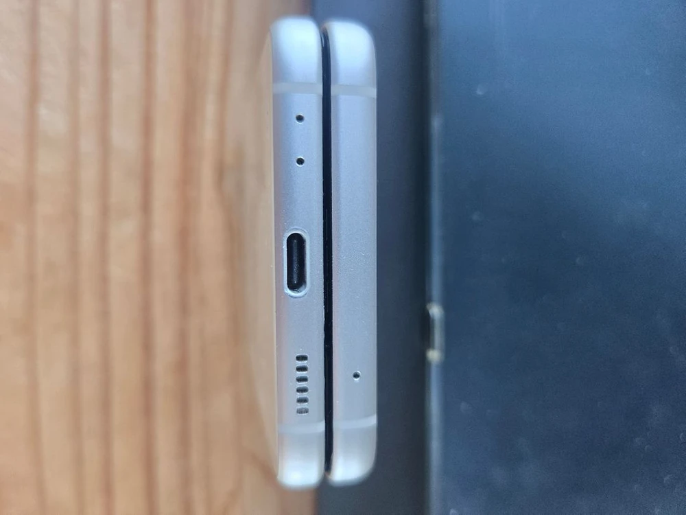 삼성 갤럭시 z 플립3 256gb 크림 이미지