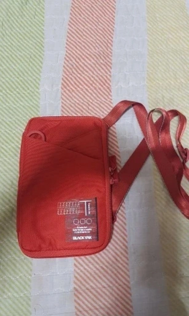 블랙야크 티엘 여권 파우치 이미지