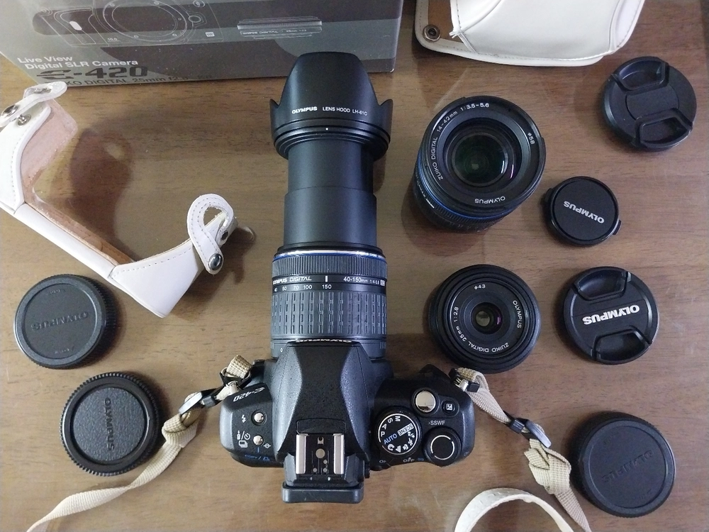 올림푸스 E-420 DSLR 카메라본체 와 3종(단렌즈.줌렌즈.망원렌즈) 이미지