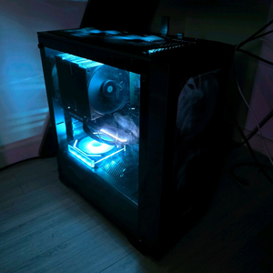 [상태 S급] RTX 4070 SUPER / i5 14400F / 32G / 윈도우11 탑재 완본체 PC 이미지