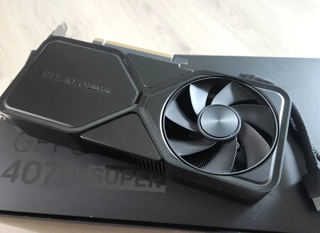 rtx 4070 super FE founders edition 글카 - 안심되는 중고거래