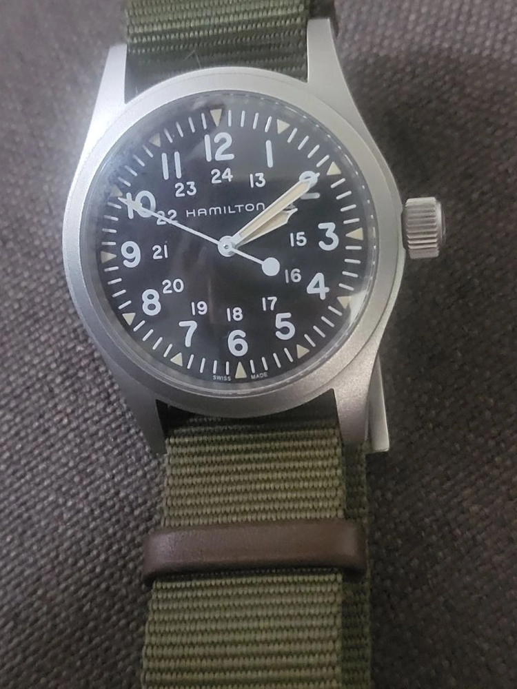 해밀턴 카키필드 메카니컬 38mm 이미지