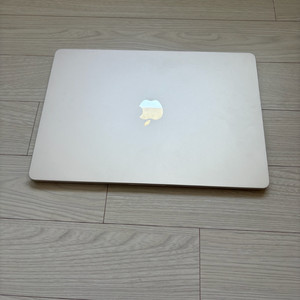 배터리 효율 100 맥북에어 15인치 스타라이트 컬러 M4 , 32GB, 512GB SSD 이미지
