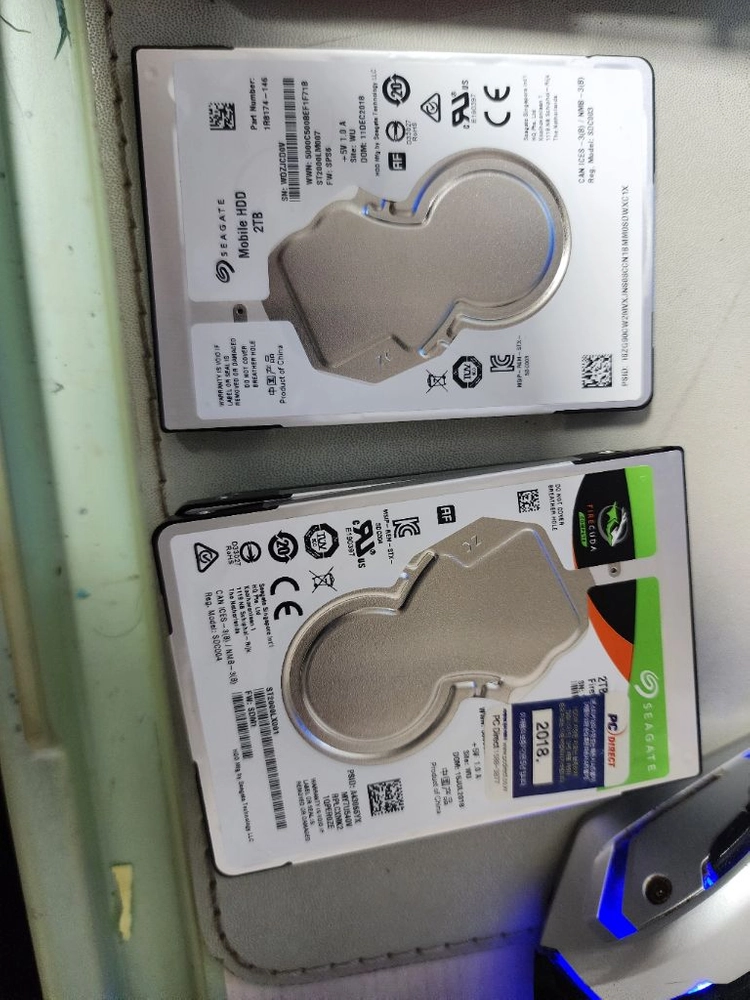 2.5인치 hdd 2tb 이미지