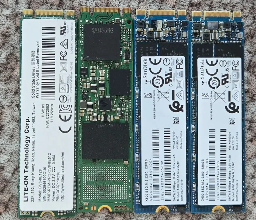 2.5인치 SSD 및 M.2 SATA SSD /120G/250G/256G/512G 일괄 판매합니다 이미지